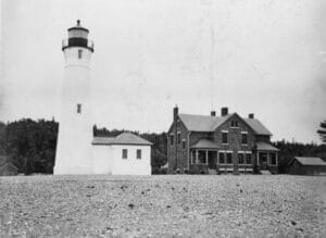 Crisp 2Bpoint 2Blighthouse