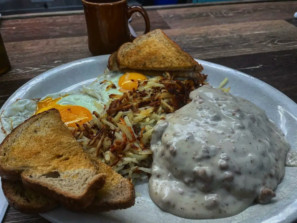 St. Ignace Truck Stop Food - Photo Courtesy Noted Foodie Mr Ed