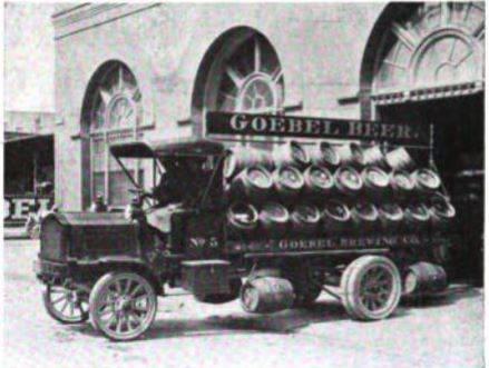Goebel's Packard Beer Trucks In 1909