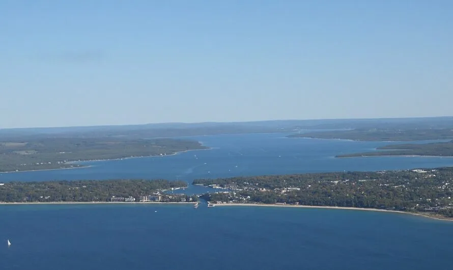 6 Live Charlevoix Michigan Webcams –  Latest Charlevoix News & Weather Updates