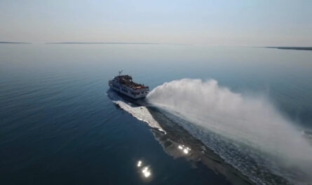 Photo Of The Star Line Mackinac Island Hydro Jet Ferry Radisson Leaving The Mackinaw City Dock