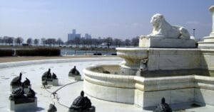 1024Px James Scott Fountain Detroit Skyline