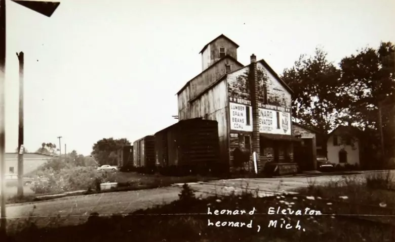 Leonard Grain And Bean Elevator