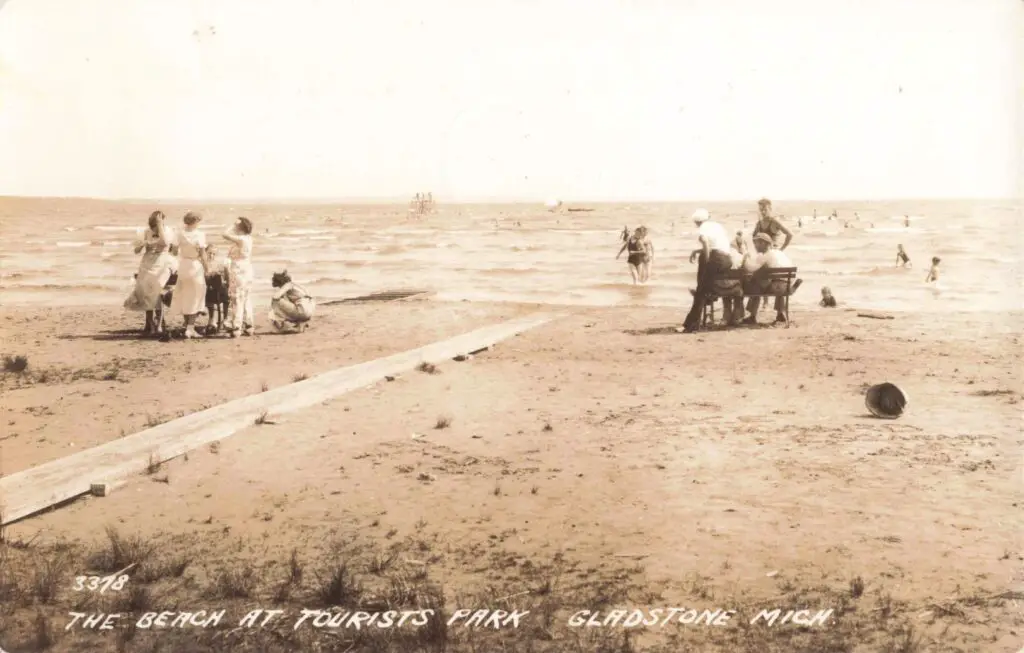 Gladstone's Tourist Park Beach