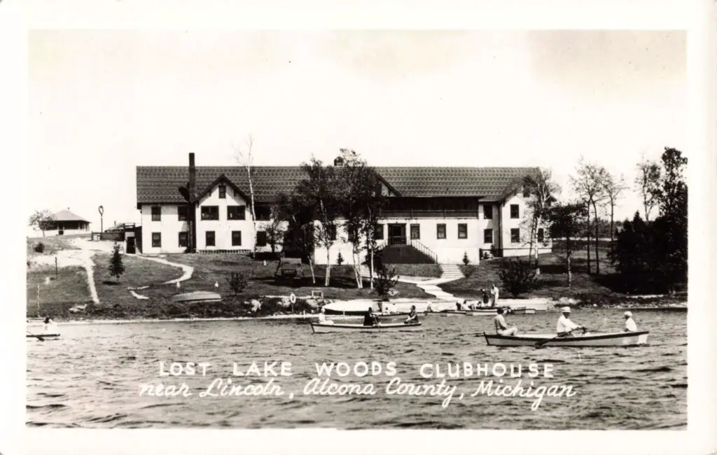 Lost Lake Woods Clubhouse