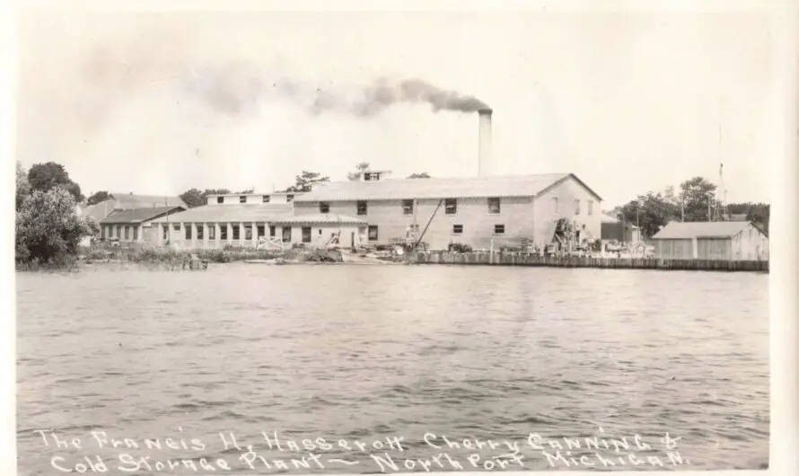 Amazing Northport Michigan History In 10 Rare Photos – A 1900S Waterfront Town In Motion – Video