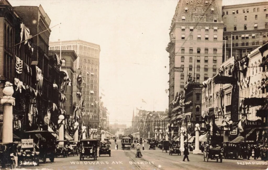 Woodward Ave Detroit C1910