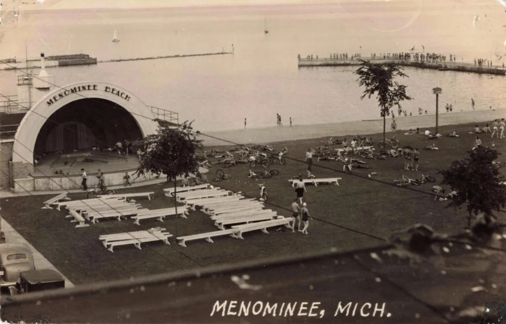 Menominee Bandshell
