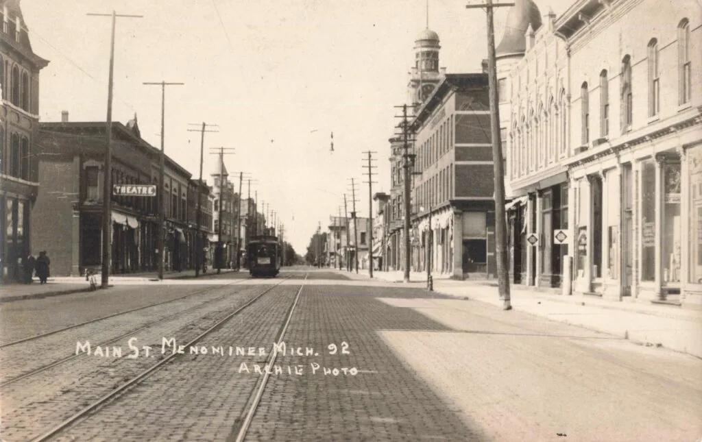 Main Stree Menominee