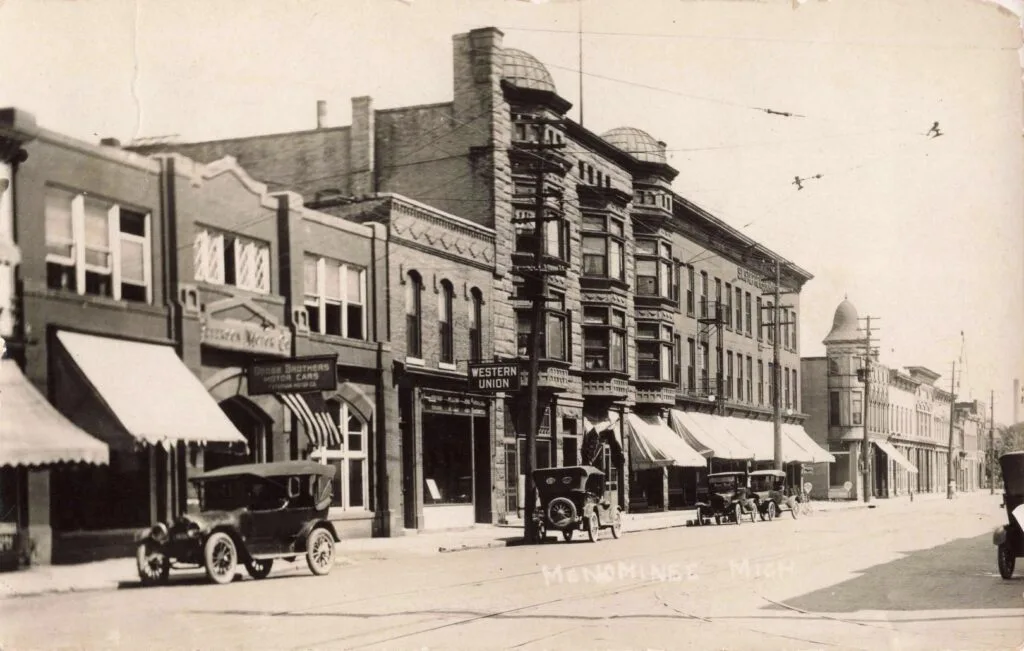 Menominee Michigan C1910