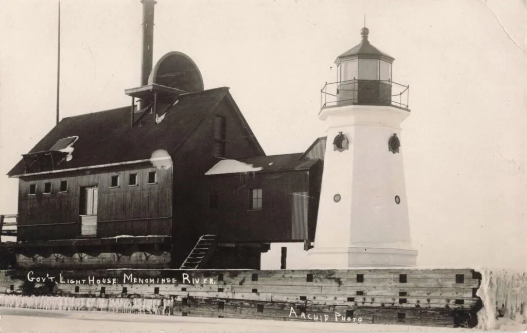 Gov't Light House Menominee River