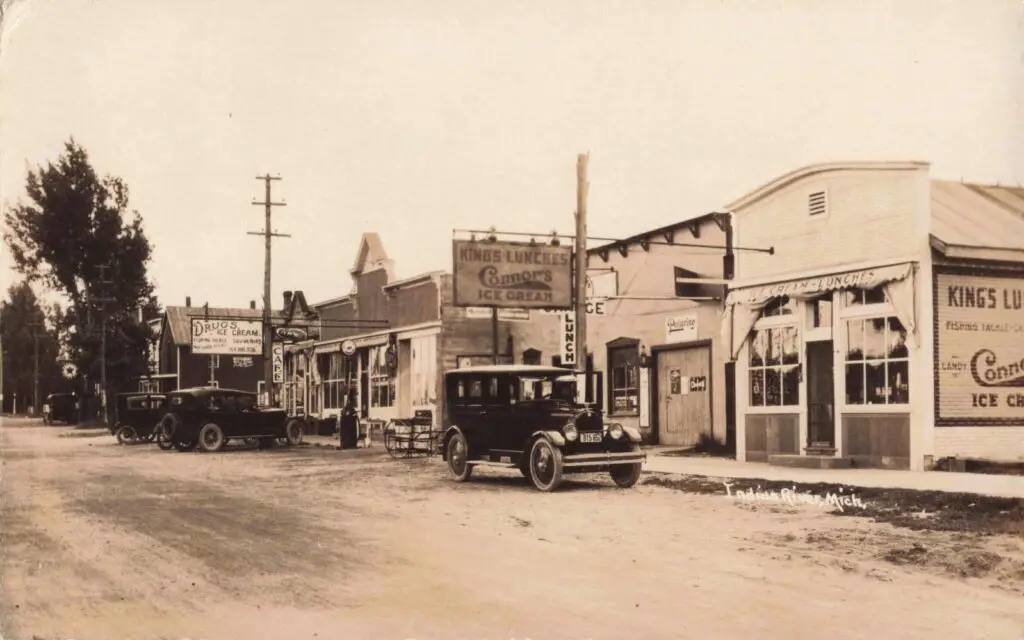 Historic Street With Vintage Cars.