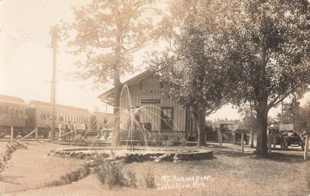 Historic Train Station With Fountain. - History Of Indian River