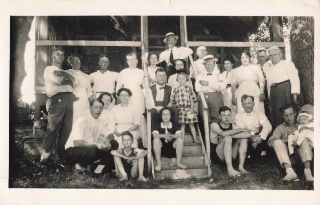 Tinder 8457 Tinder Rppc 016913 Tinder Rppc 016913 1594X1023