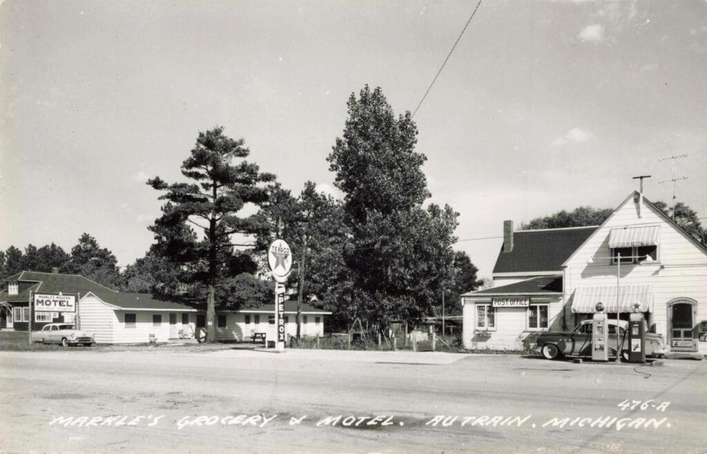 Vintage Grocery And Motel In Michigan
