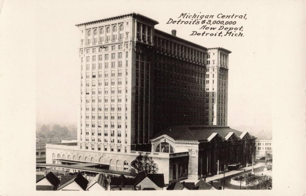 Michigan Centeral Station - Wwi Troop Train