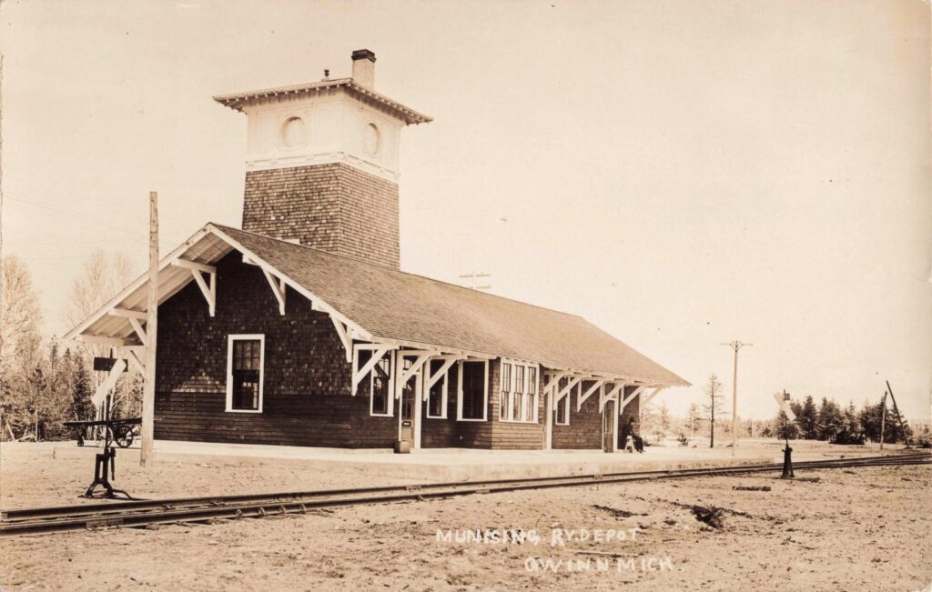 Munising Depot In Gwinn