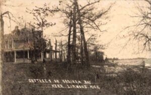 Cottages On Saginaw Bay Near Linwood