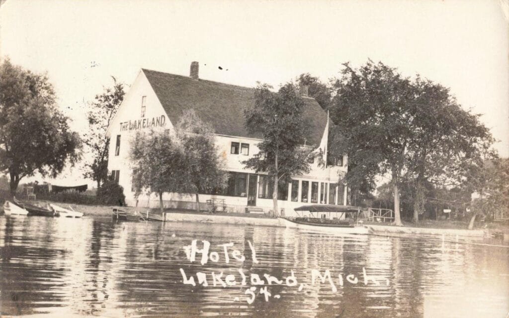 Historic Hotel By The Water.