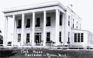 Clubhouse At The Cascades C1929