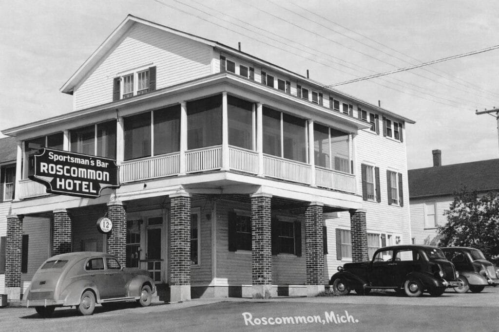 Historic Hotel With Classic Cars