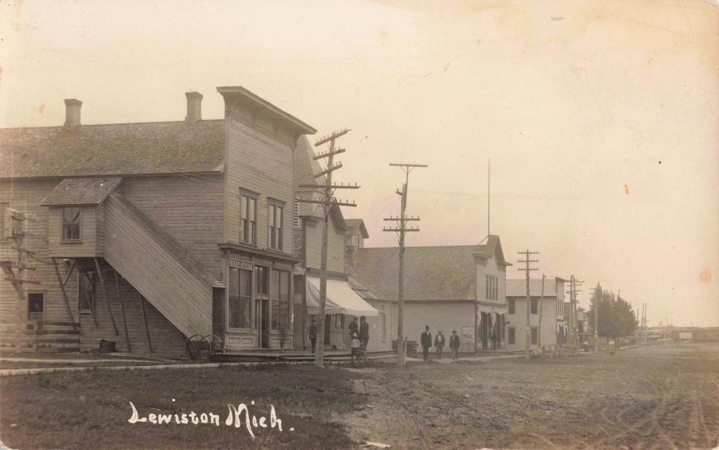 Historic Street Scene In Lewiston, Michigan