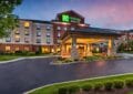 Holiday Inn Howell Mi Overview